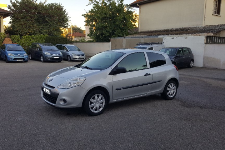 RENAULT CLIO III