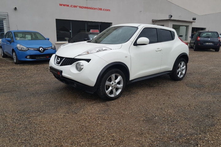 NISSAN JUKE