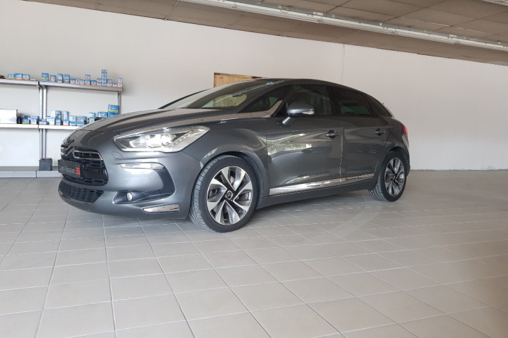 CITROEN DS5